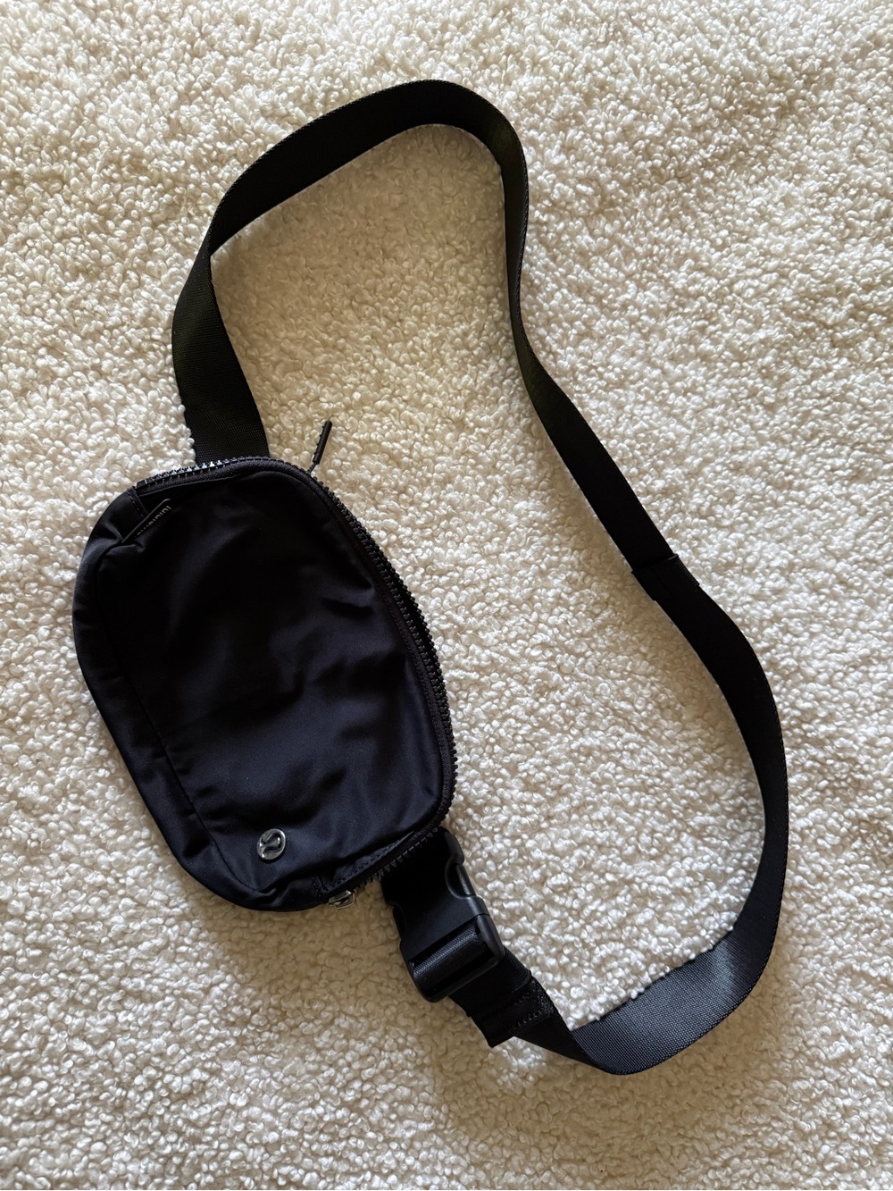 Lululemon Belt Bag - Black